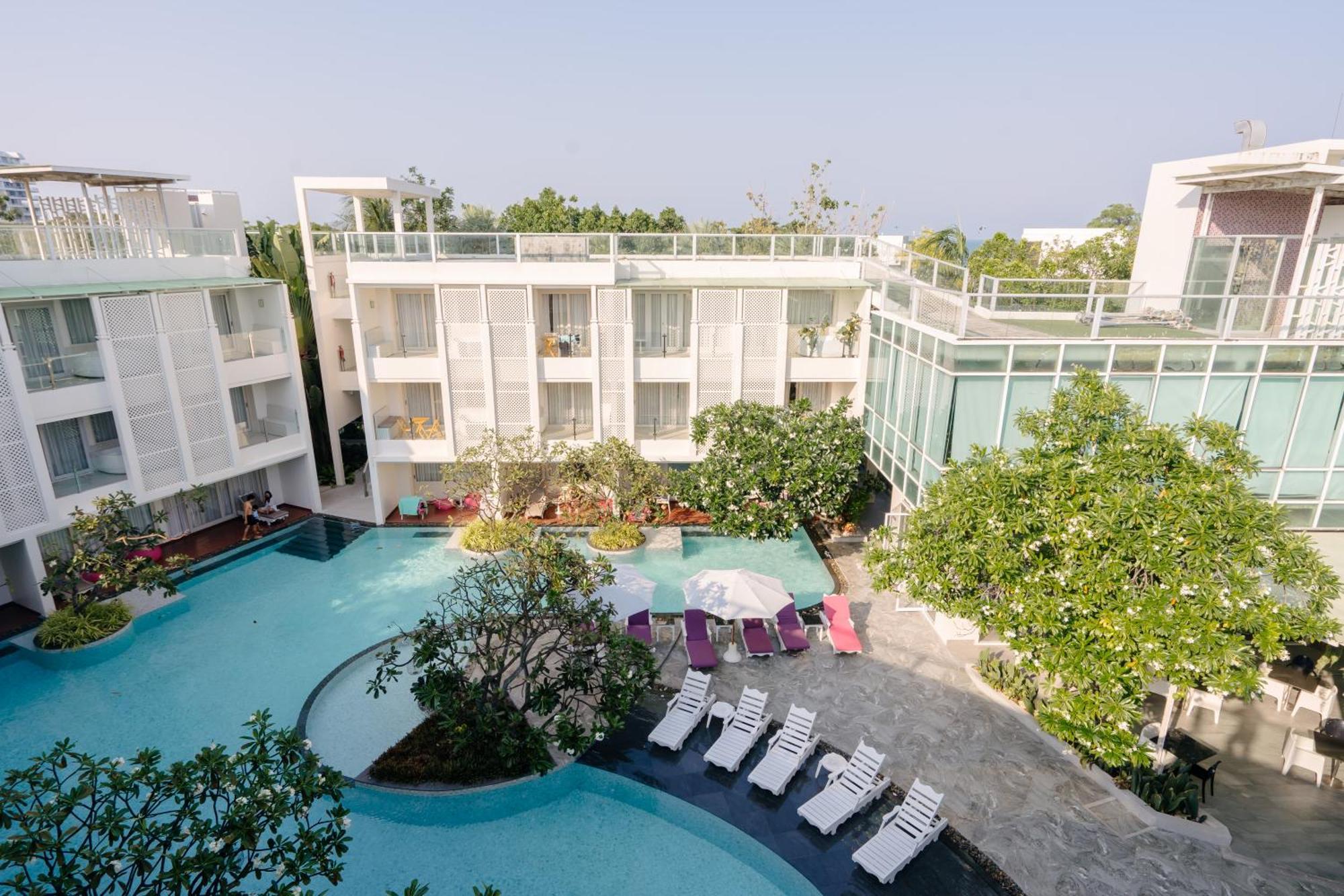 The Sea Cret Hua Hin Hotel Exterior photo