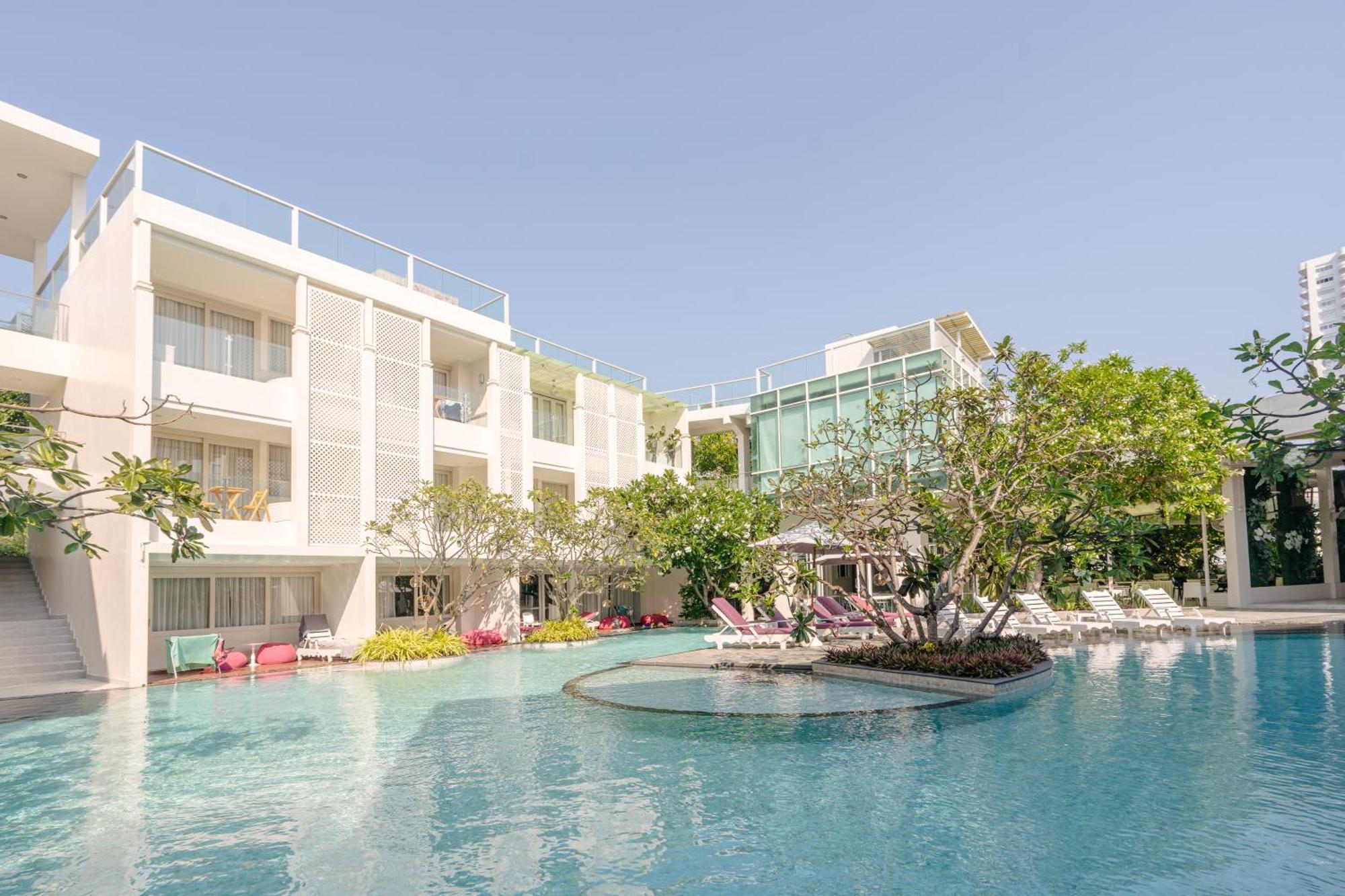 The Sea Cret Hua Hin Hotel Exterior photo